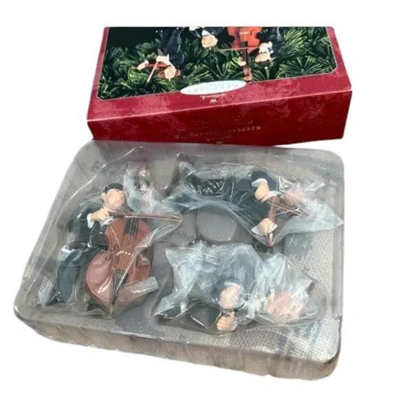 Vintage Hallmark Keepsake "Larry,Moe,Curly" 3 Stooges 3 Ornament Set - Picture 2 of 5